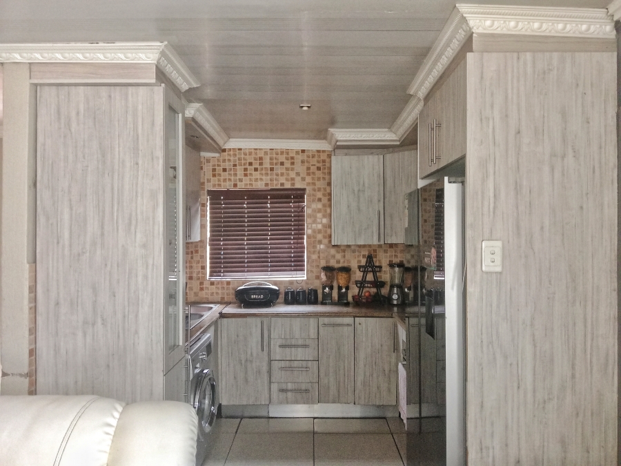 To Let 3 Bedroom Property for Rent in Karenpark Gauteng