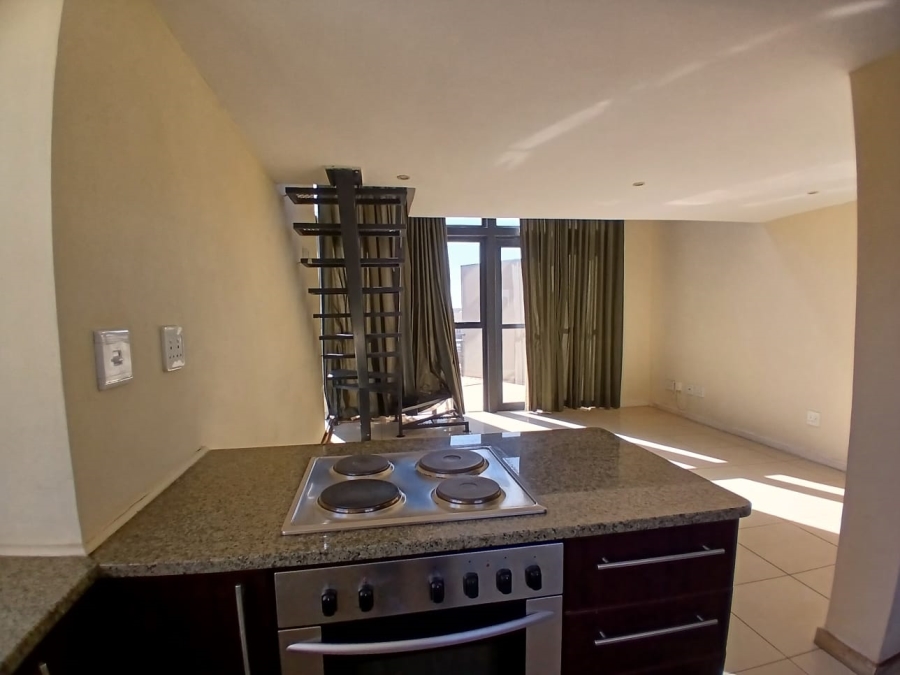 1 Bedroom Property for Sale in Rooihuiskraal North Gauteng