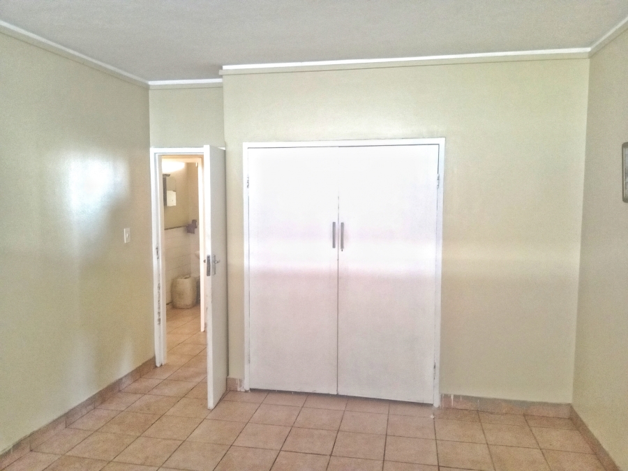 2 Bedroom Property for Sale in Sunnyside Gauteng