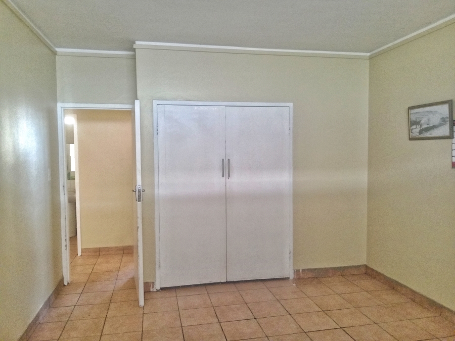 2 Bedroom Property for Sale in Sunnyside Gauteng