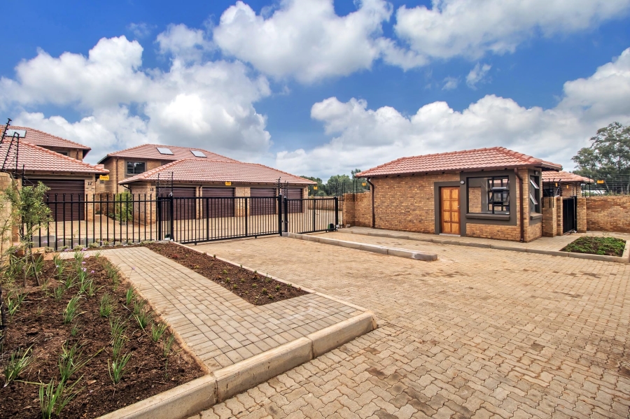 3 Bedroom Property for Sale in Willow Park Manor Gauteng