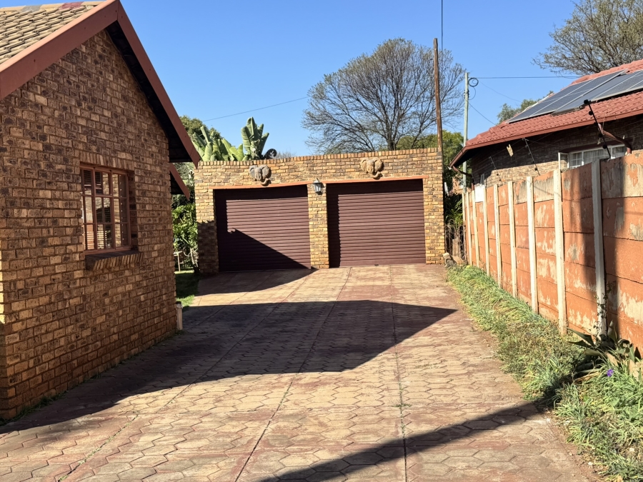 3 Bedroom Property for Sale in Highveld Gauteng