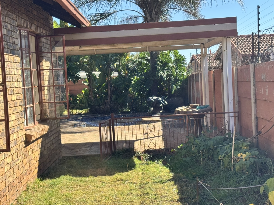 3 Bedroom Property for Sale in Highveld Gauteng