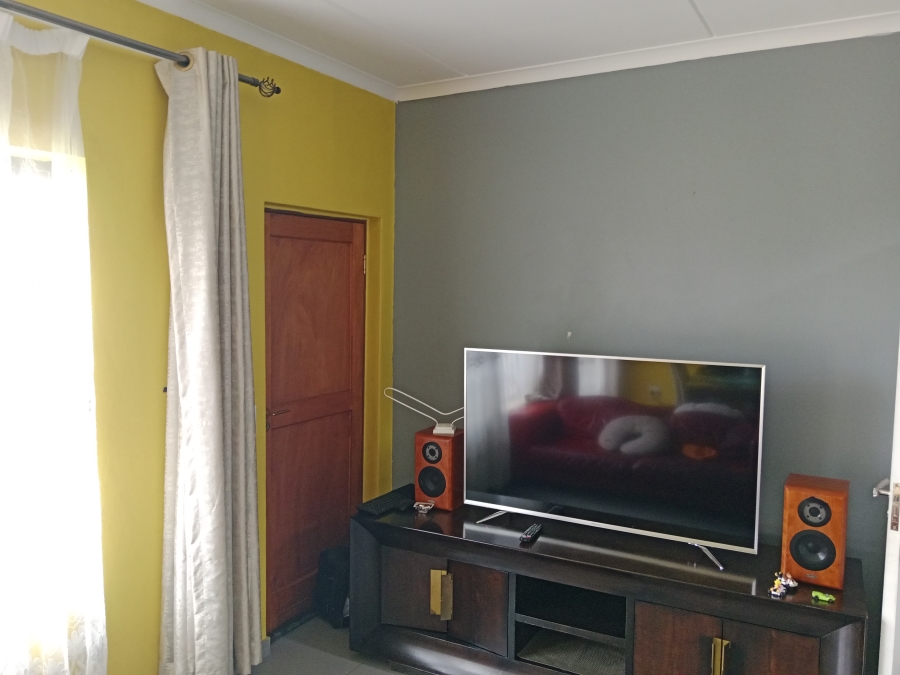 3 Bedroom Property for Sale in Montana Gardens Gauteng