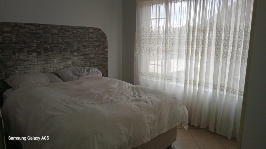 To Let 2 Bedroom Property for Rent in Minnebron Gauteng