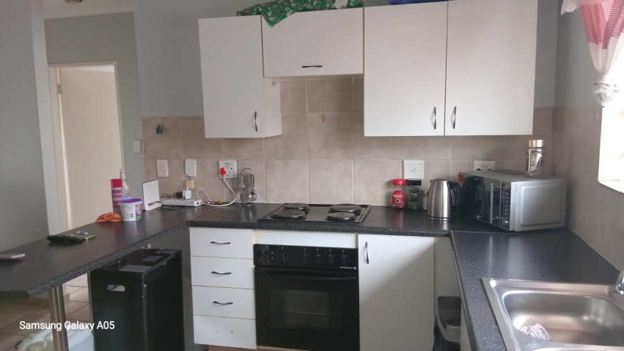 To Let 2 Bedroom Property for Rent in Minnebron Gauteng