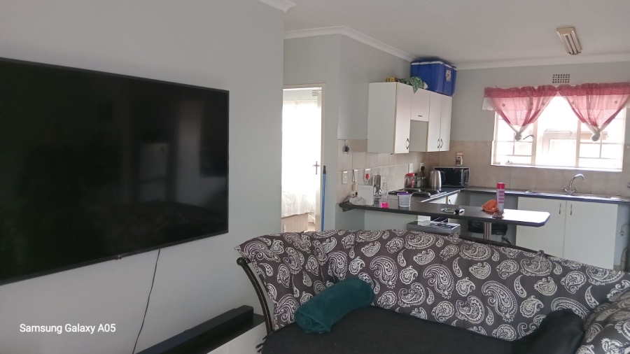 To Let 2 Bedroom Property for Rent in Minnebron Gauteng