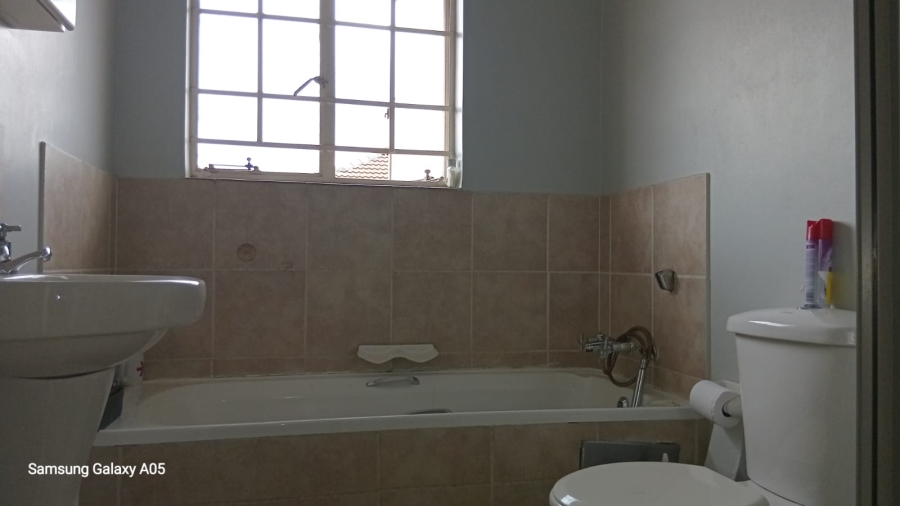 To Let 2 Bedroom Property for Rent in Minnebron Gauteng