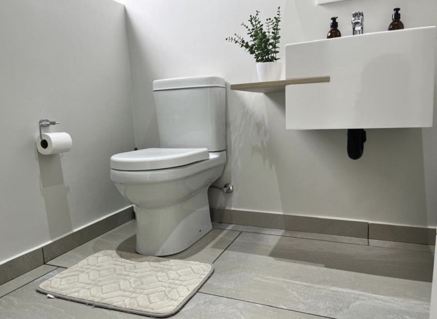 3 Bedroom Property for Sale in Crowthorne AH Gauteng
