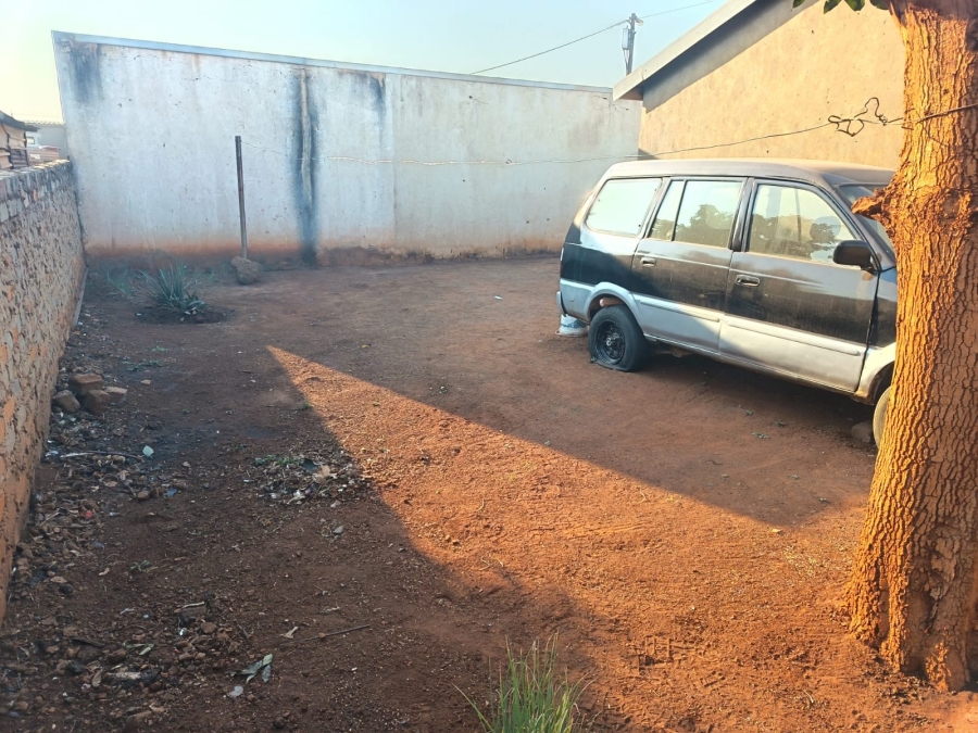 2 Bedroom Property for Sale in Soshanguve South Gauteng