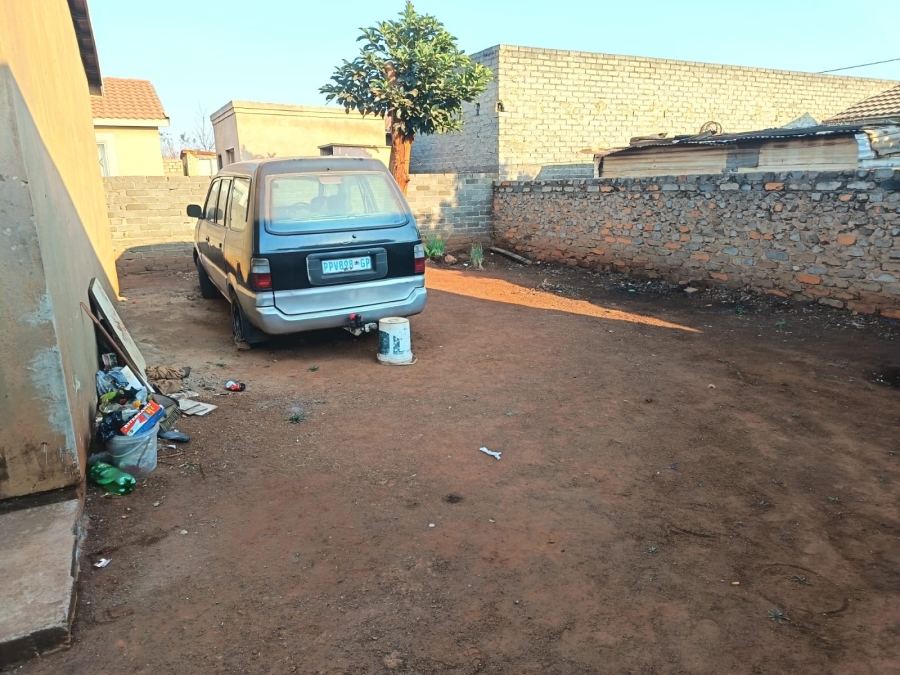 2 Bedroom Property for Sale in Soshanguve South Gauteng