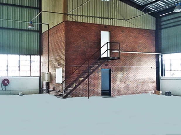 To Let Commercial Property for Rent in Robertville Gauteng