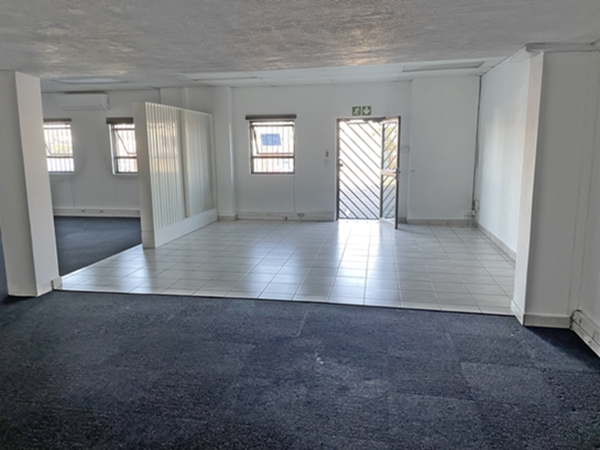 To Let Commercial Property for Rent in Strijdom Park Gauteng