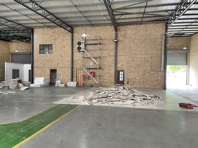 To Let Commercial Property for Rent in North Riding Gauteng