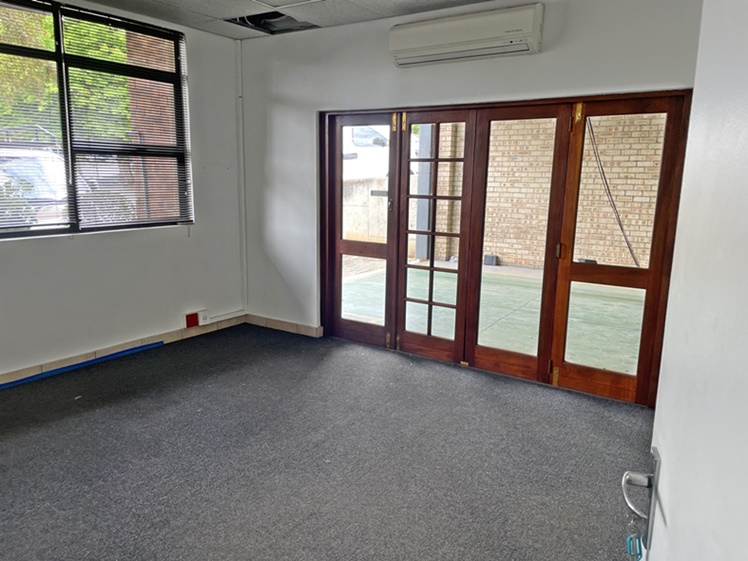 To Let Commercial Property for Rent in North Riding Gauteng