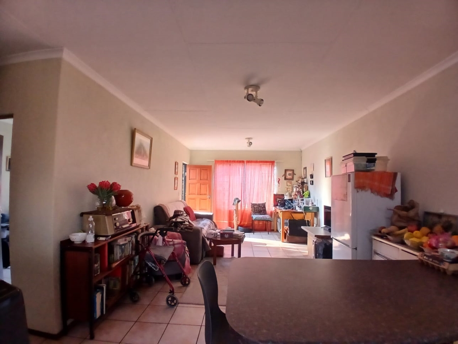 3 Bedroom Property for Sale in Hennopspark Gauteng