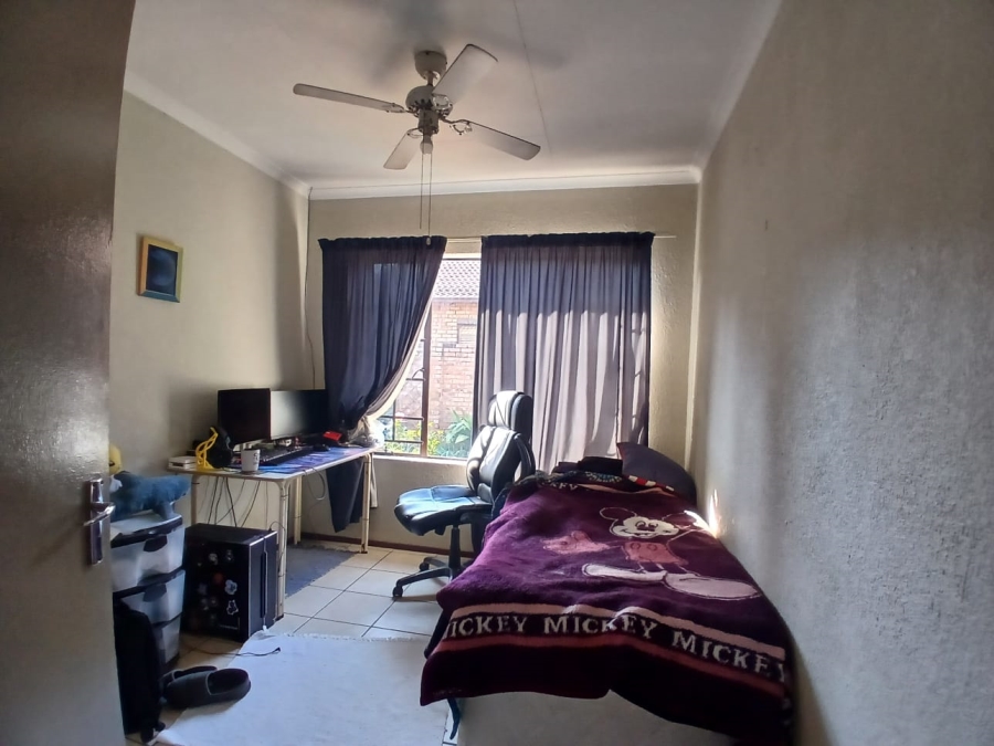 3 Bedroom Property for Sale in Hennopspark Gauteng