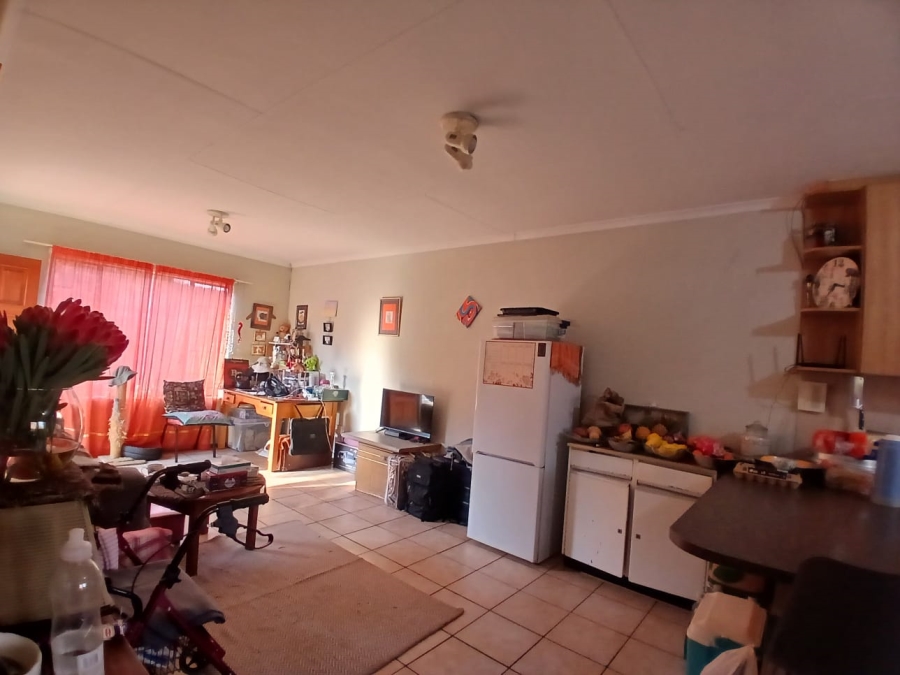 3 Bedroom Property for Sale in Hennopspark Gauteng