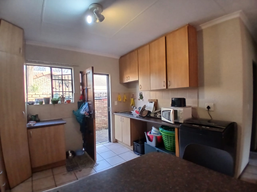 3 Bedroom Property for Sale in Hennopspark Gauteng