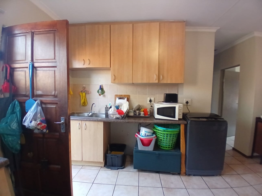 3 Bedroom Property for Sale in Hennopspark Gauteng