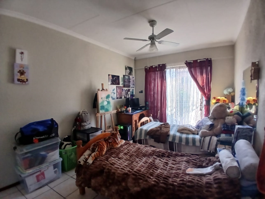 3 Bedroom Property for Sale in Hennopspark Gauteng