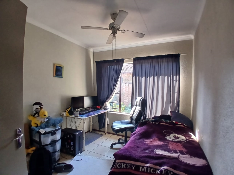 3 Bedroom Property for Sale in Hennopspark Gauteng