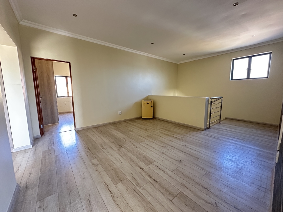 3 Bedroom Property for Sale in Olympus Gauteng