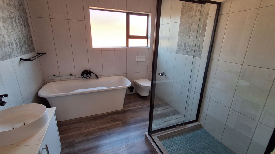 4 Bedroom Property for Sale in Norton Park Gauteng