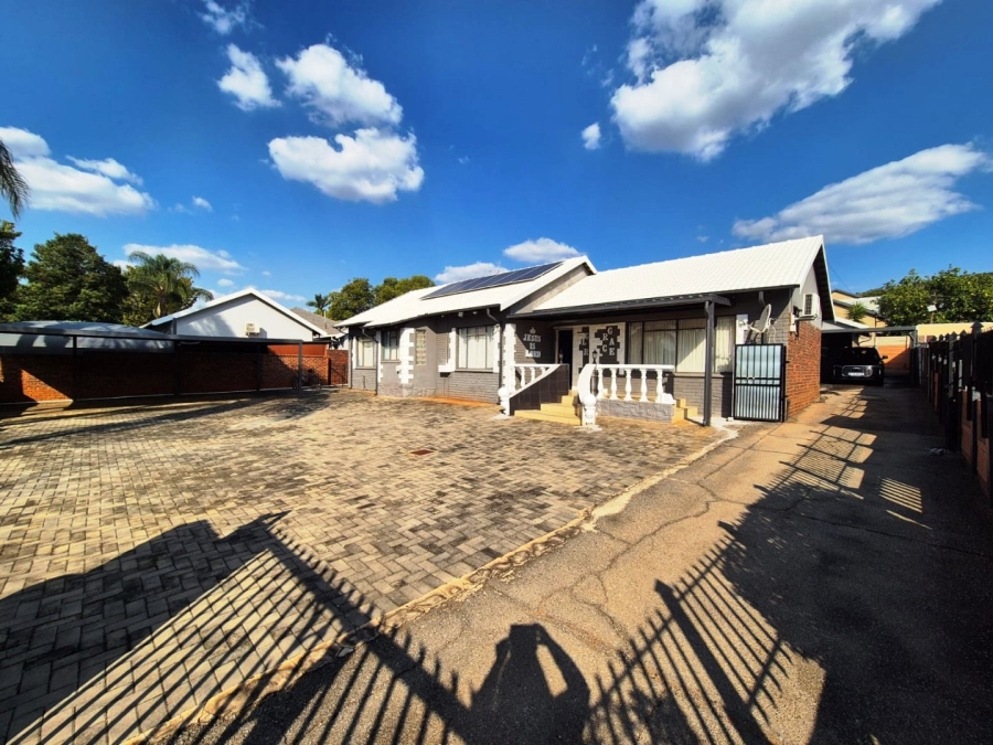 4 Bedroom Property for Sale in Magalieskruin Gauteng