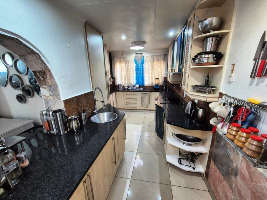 4 Bedroom Property for Sale in Magalieskruin Gauteng