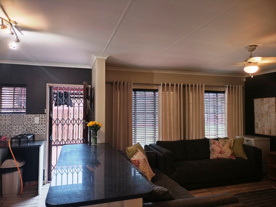 3 Bedroom Property for Sale in Dorandia Gauteng