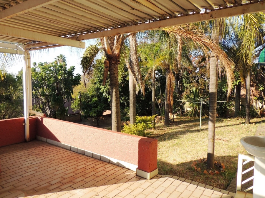 5 Bedroom Property for Sale in Amandasig Gauteng