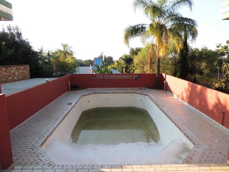 5 Bedroom Property for Sale in Amandasig Gauteng