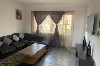 2 Bedroom Property for Sale in Die Hoewes Gauteng