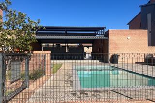 2 Bedroom Property for Sale in Vorna Valley Gauteng