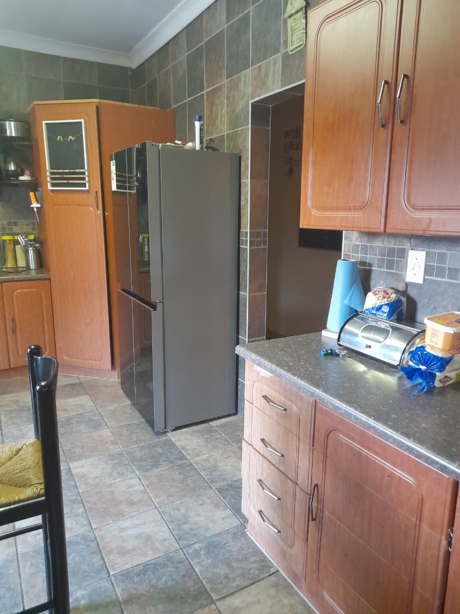 3 Bedroom Property for Sale in Selcourt Gauteng