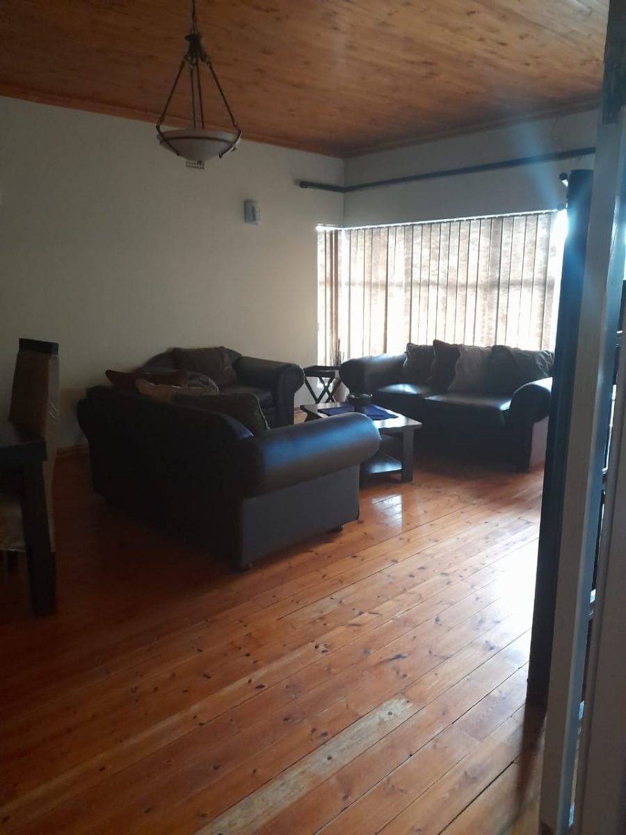 3 Bedroom Property for Sale in Selcourt Gauteng