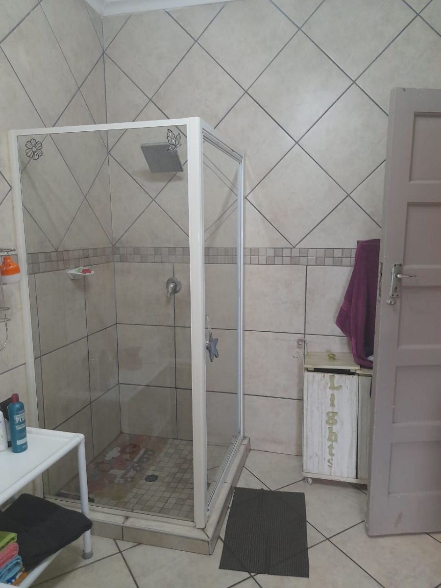 3 Bedroom Property for Sale in Selcourt Gauteng