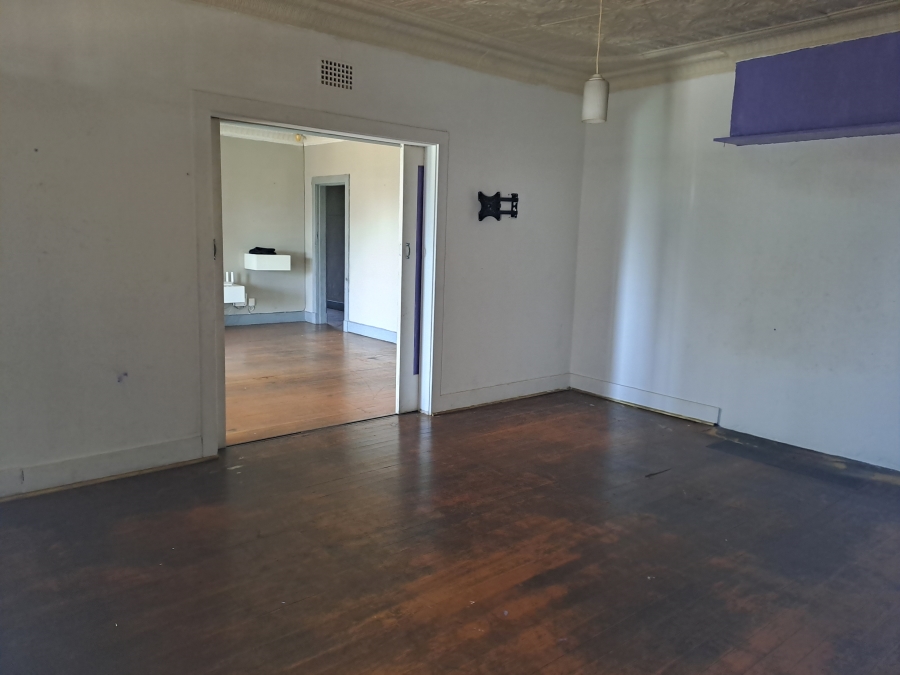 5 Bedroom Property for Sale in Geduld Gauteng