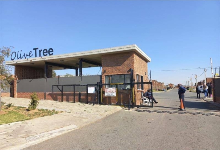 2 Bedroom Property for Sale in South Hills Gauteng