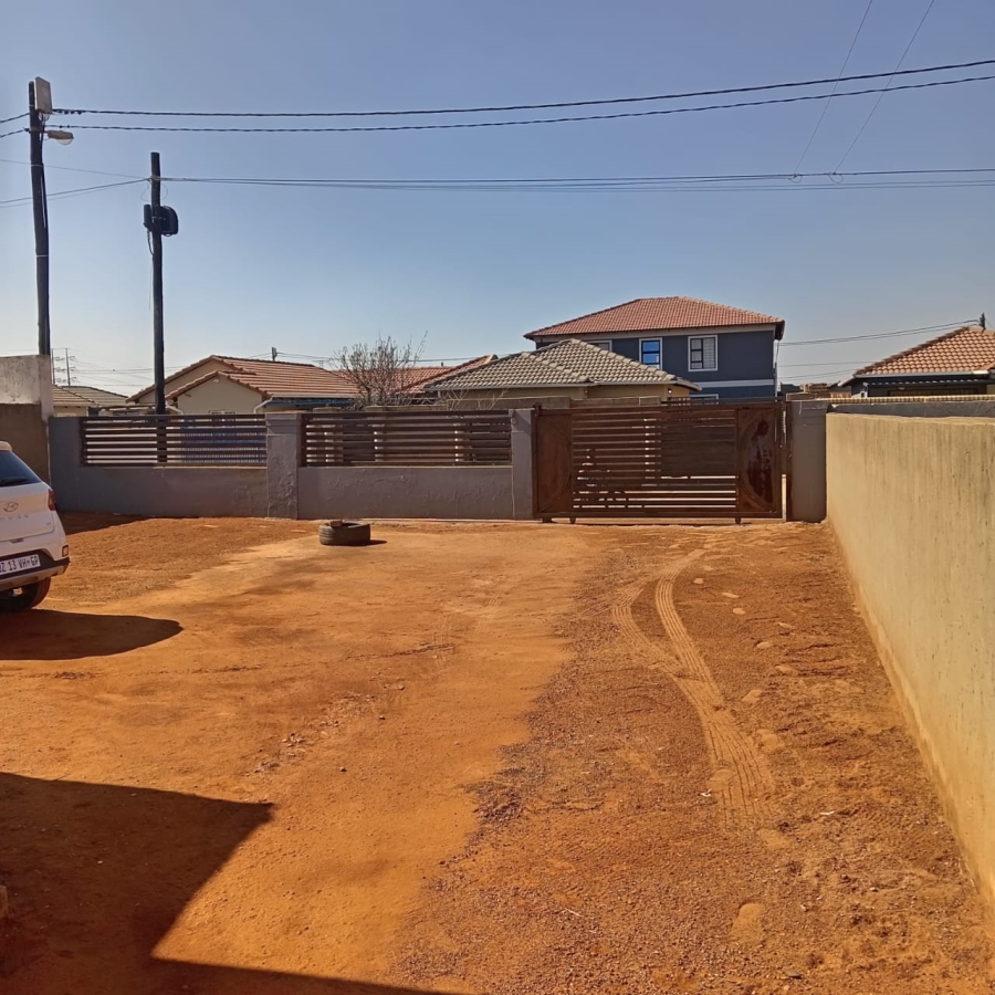 3 Bedroom Property for Sale in Protea Glen Gauteng