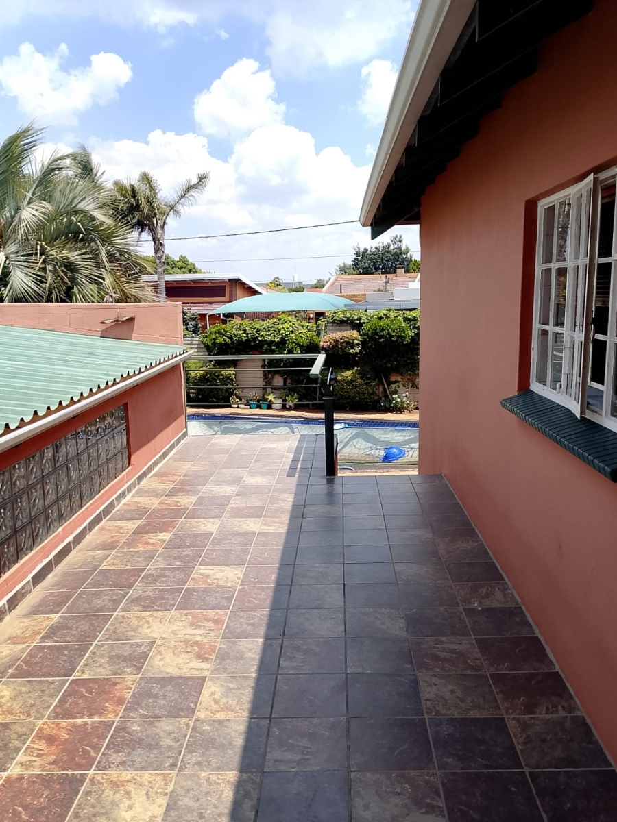 3 Bedroom Property for Sale in Sunnyridge Gauteng