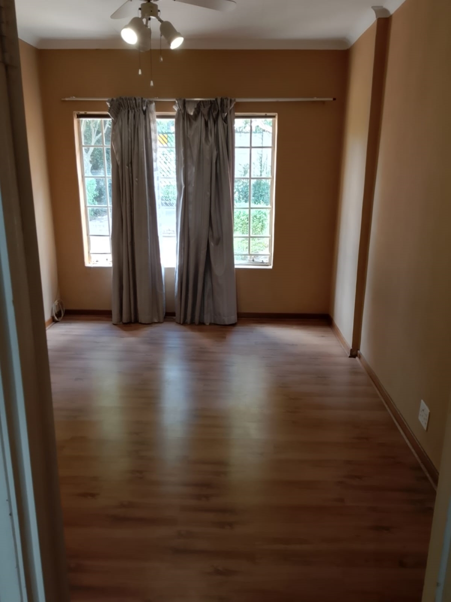 3 Bedroom Property for Sale in Sunnyridge Gauteng