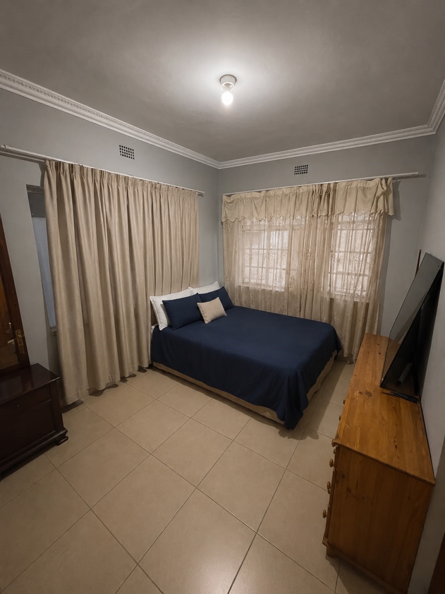 4 Bedroom Property for Sale in Crown Gardens Gauteng