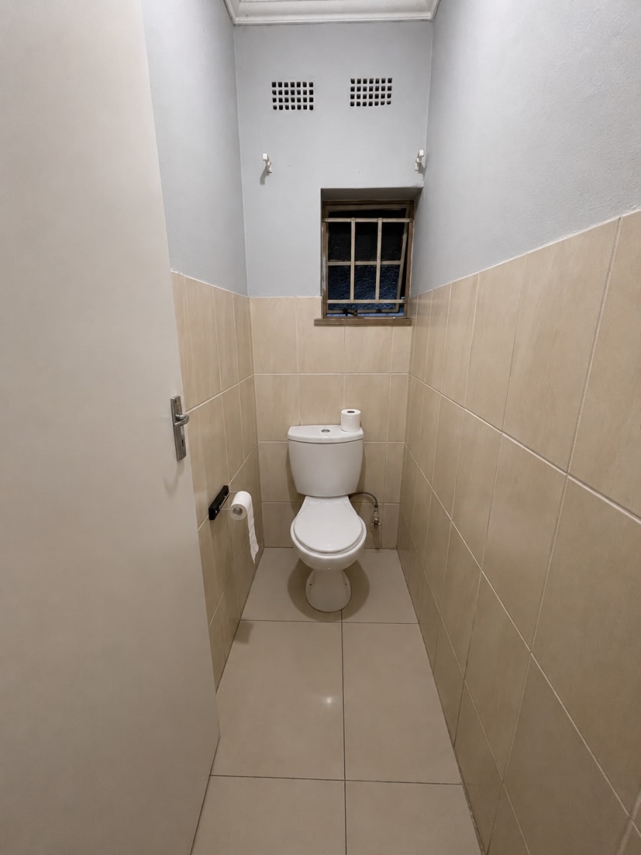 4 Bedroom Property for Sale in Crown Gardens Gauteng