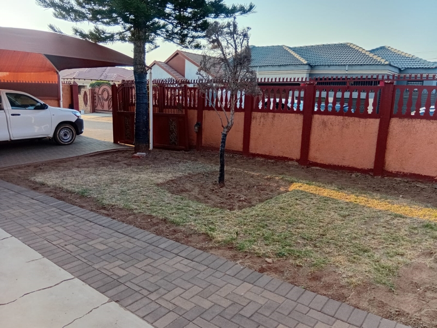 To Let 3 Bedroom Property for Rent in Mabopane Gauteng