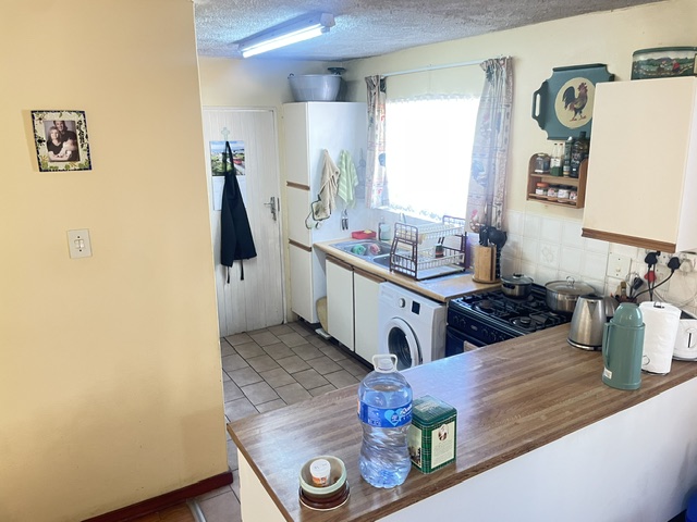 1 Bedroom Property for Sale in Brummeria Gauteng