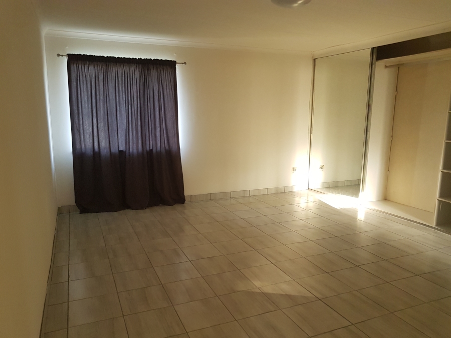 To Let 1 Bedroom Property for Rent in Kensington Gauteng