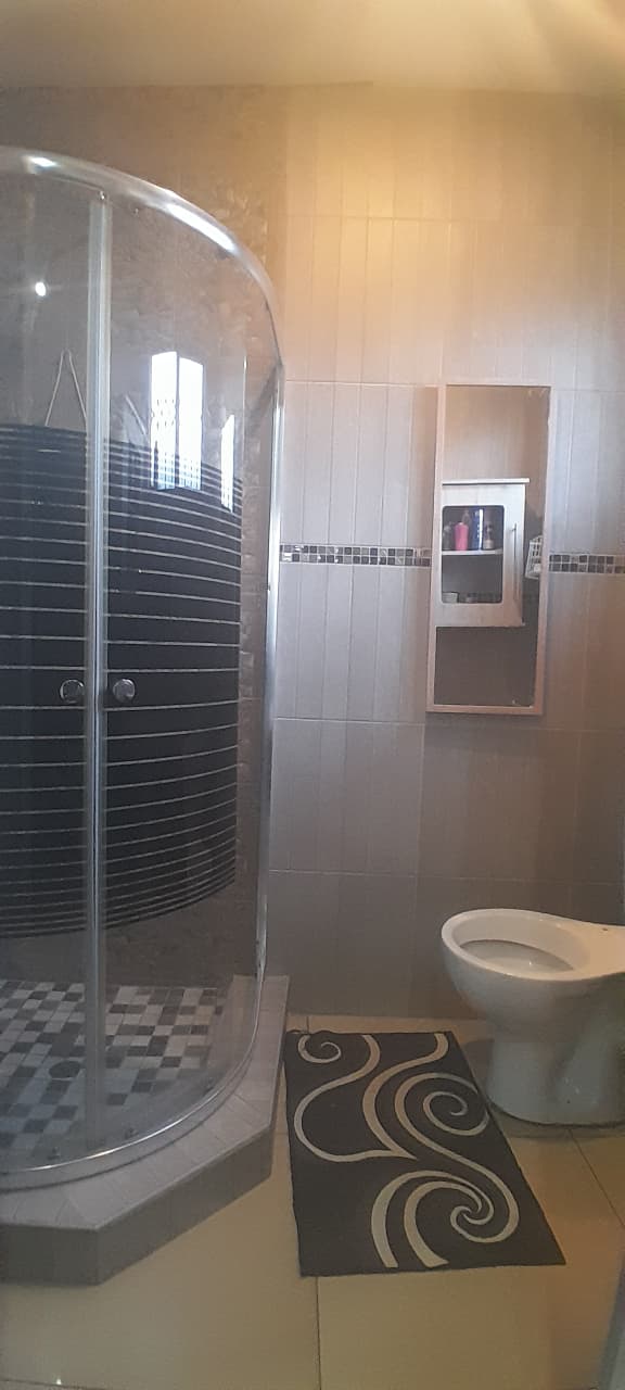 5 Bedroom Property for Sale in Lakeside Gauteng