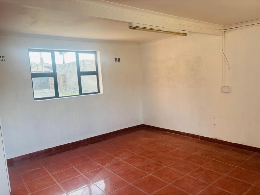 To Let 1 Bedroom Property for Rent in Florida Gauteng
